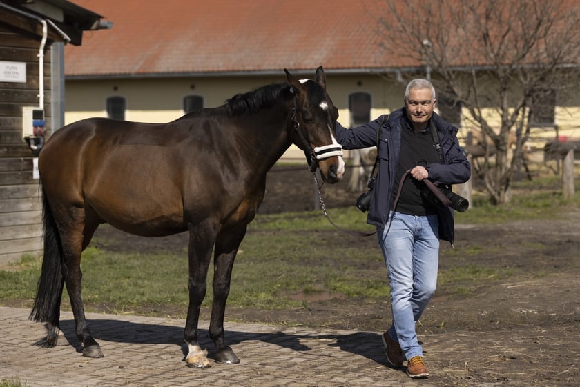 Wiktor Rzeżuchowski, fotograf, instruktor jazdy konnej