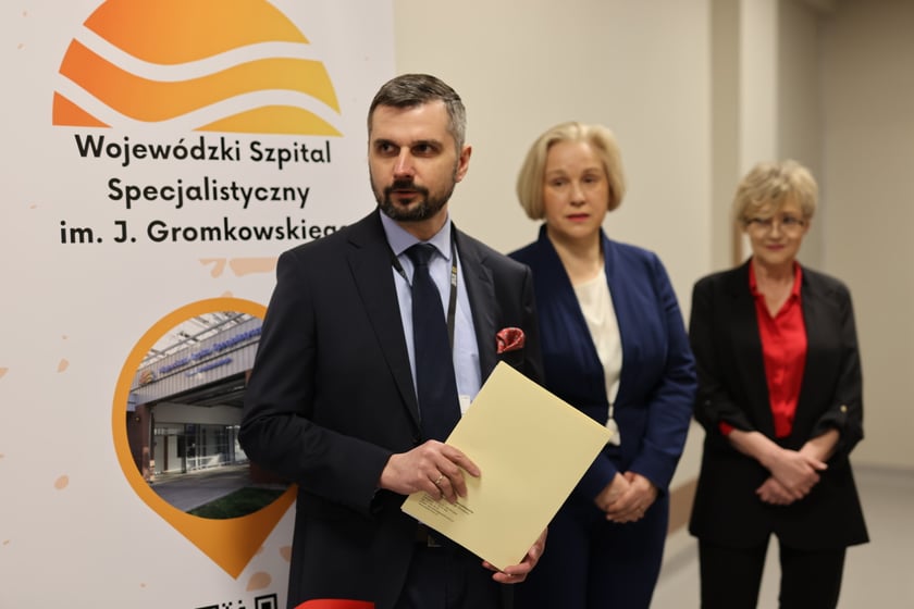 Zdjęcie z oficjalnego otwarcia Ośrodka Żywienia Klinicznego w szpitalu przy ul. Koszarowej