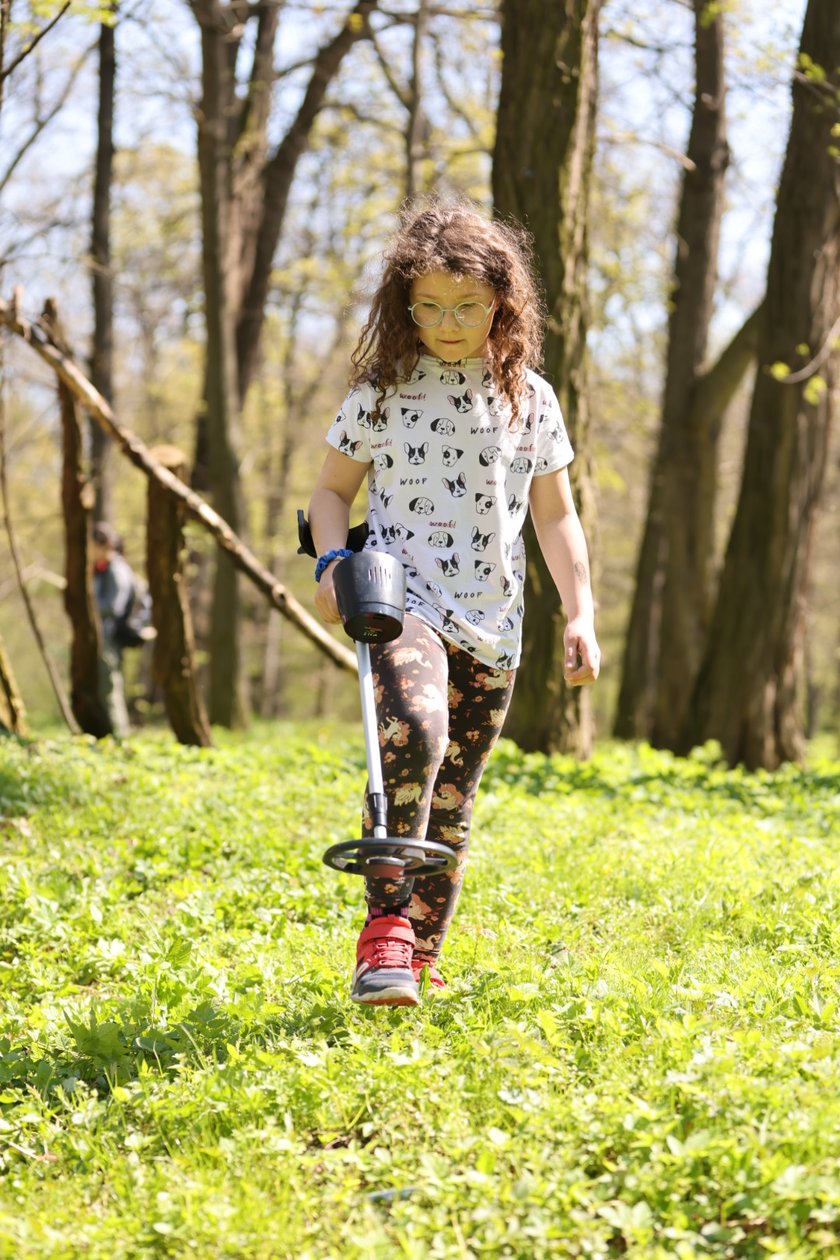 Piknik i gra terenowa na Popowicach zorganizowane przez Wrocławskie Centrum  Rozwoju Społecznego