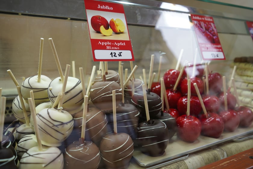 Jarmark Świętojański 2023 we Wrocławiu. Na zdjęciu produkty, które można kupić