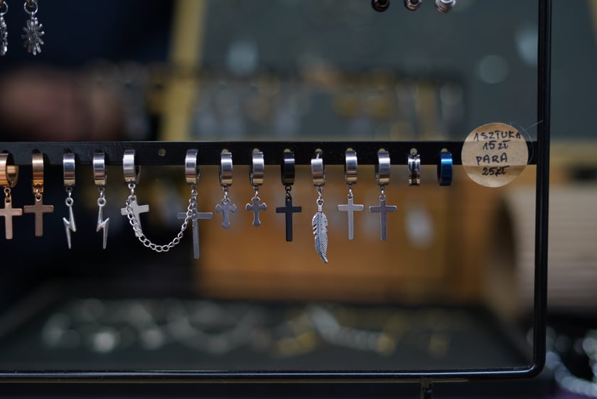 Jarmark Świętojański 2023 we Wrocławiu. Na zdjęciu produkty, które można kupić