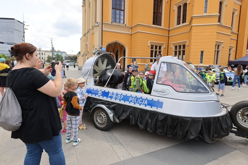 Dolnośląska Policja Dzieciom - impreza prewencyjna z okazji Dnia Dziecka