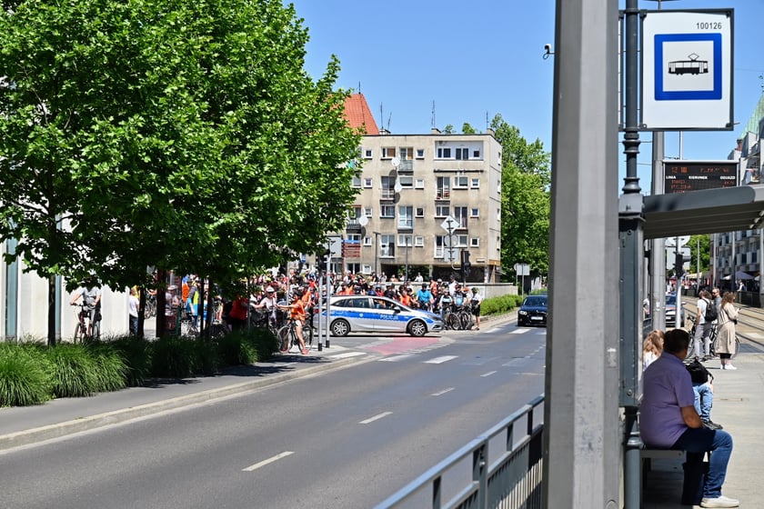 Wrocławskie Święto Rowerzysty. Przejazd przez miasto był kluczowym momentem fiesty, która zakończyła się piknikiem w parku Stanisława Tołpy.