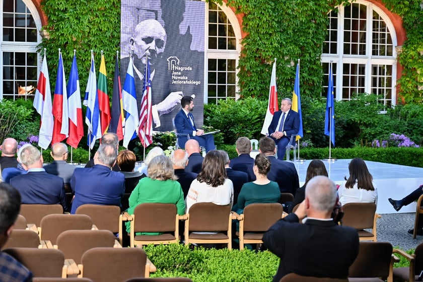 Uroczystość wręczenia Nagrody Jana Nowaka-Jeziorańskiego Andrijowi Deszczycowi.