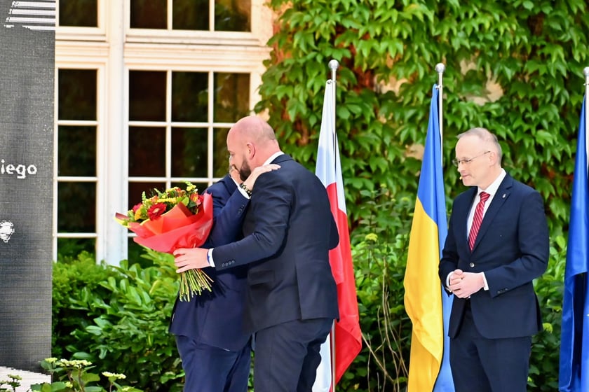 Uroczystość wręczenia Nagrody Jana Nowaka-Jeziorańskiego Andrijowi Deszczycowi.