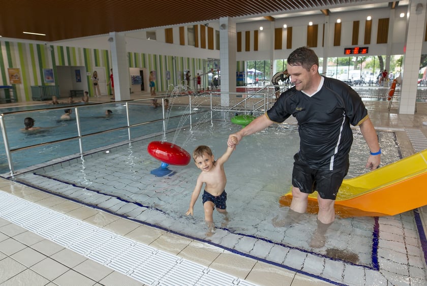 Otwarcie basenów miejskich na Brochowie, 5 lipca 2022 roku