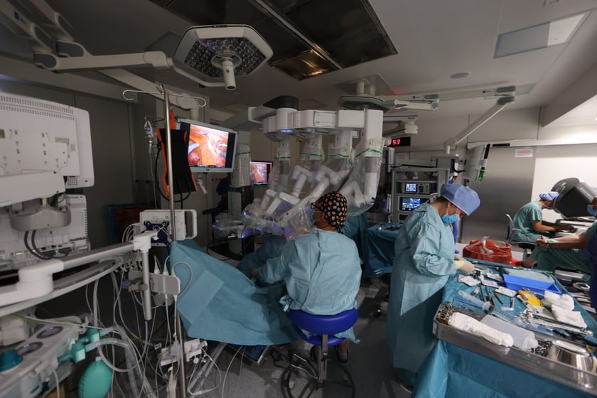 Operacja z udziałem robota Da Vinci w USK