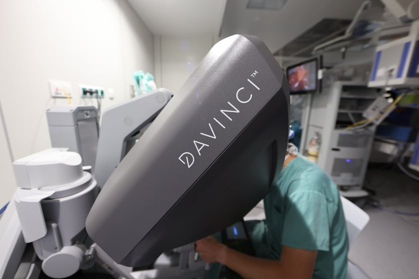 Operacja z udziałem robota Da Vinci w USK
