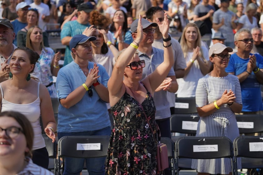 Uczestnicy ChwałaMu 2023. Tarczyński Arena Wrocław