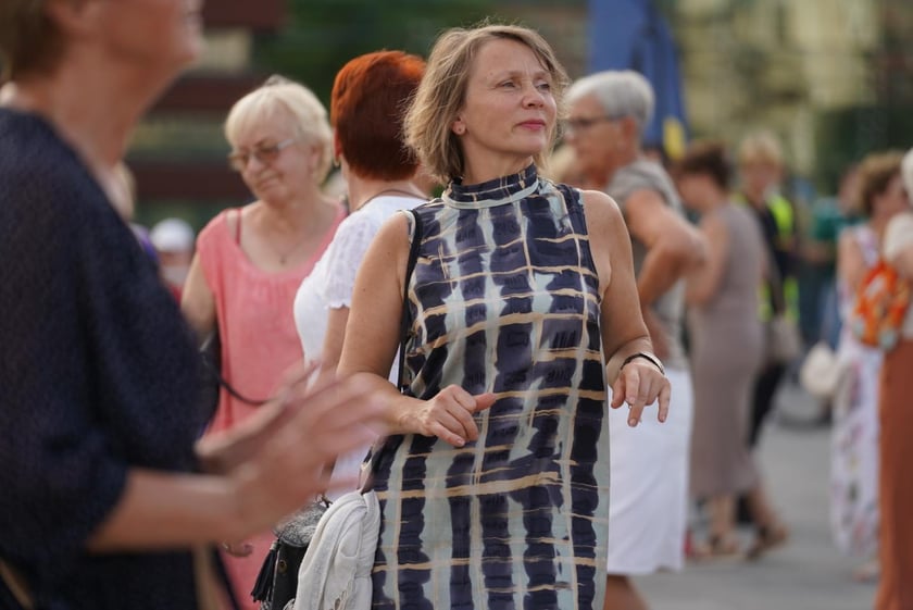 Uczestnicy potańcówki na pl. Wolności w sobotę 8 lipca