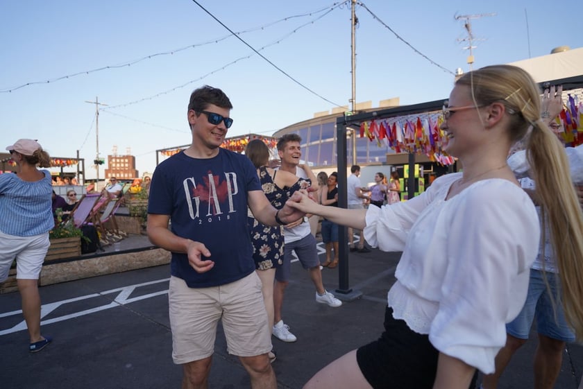 Potańcówka na Dachu ? rozgrzewające rytmy latino na szczycie Galerii Dominikańskiej