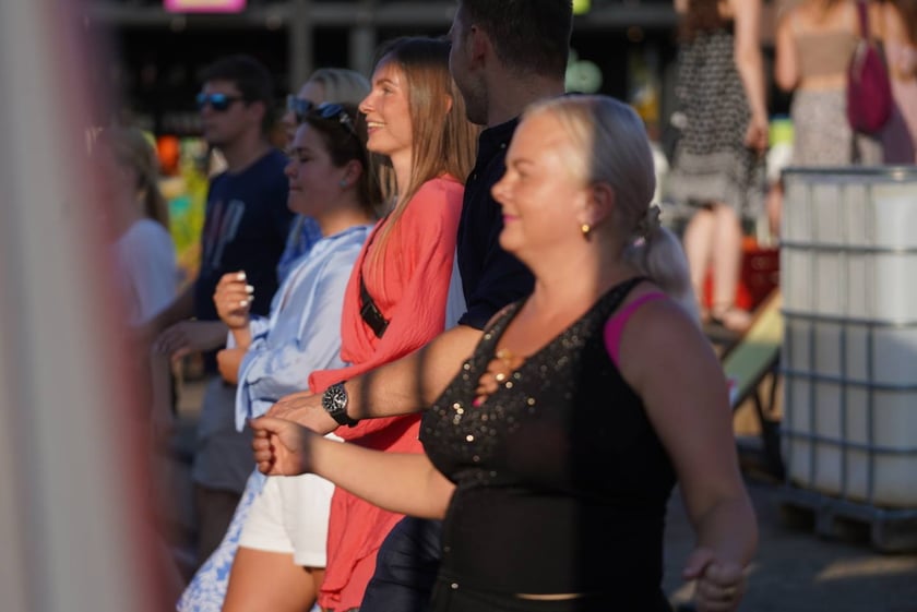 Potańcówka na Dachu ? rozgrzewające rytmy latino na szczycie Galerii Dominikańskiej