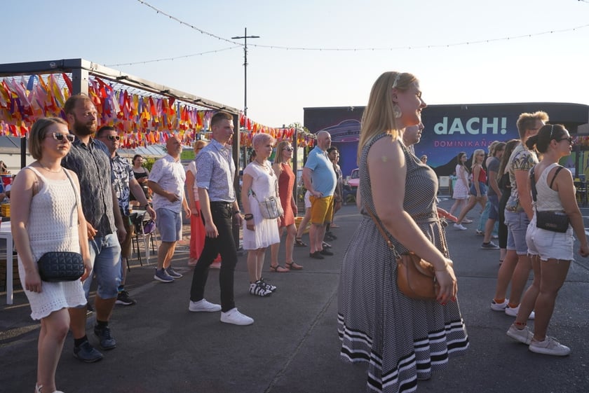 Potańcówka na Dachu ? rozgrzewające rytmy latino na szczycie Galerii Dominikańskiej