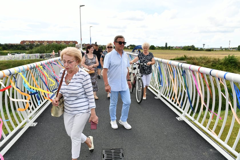 Piknik z okazji otwrcia kładki pieszo-rowerowej nad Ślęzą