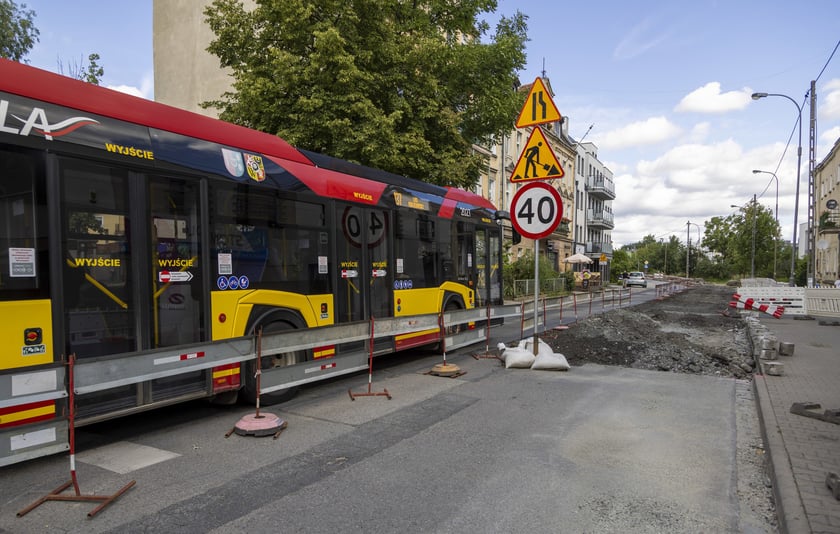 Przebudowa ulicy Dolnobrzeskiej na osiedlu Leśnica, sierpień 2023