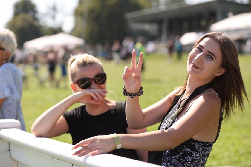 Dzień Portu Lotniczego na Partynicach w ramach 9. dnia wyścigowego