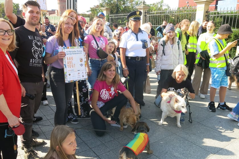 V Parada Ps&oacute;w Wrocławskich przeszła ulicami miasta na Wyspę Słodową&nbsp;