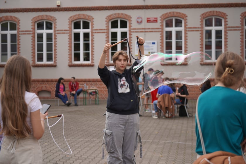 IV Liceum Ogólnokształcące przy ul. Świstackiego świętuje 75. urodziny.