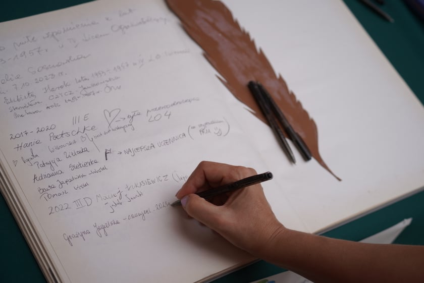 IV Liceum Ogólnokształcące przy ul. Świstackiego świętuje 75. urodziny.