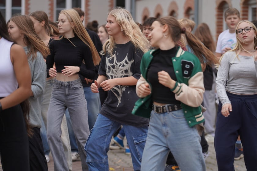 IV Liceum Ogólnokształcące przy ul. Świstackiego świętuje 75. urodziny.