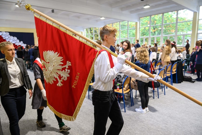 Uroczystości nadania imienia Szkole Podstawowej nr 4 we Wrocławiu