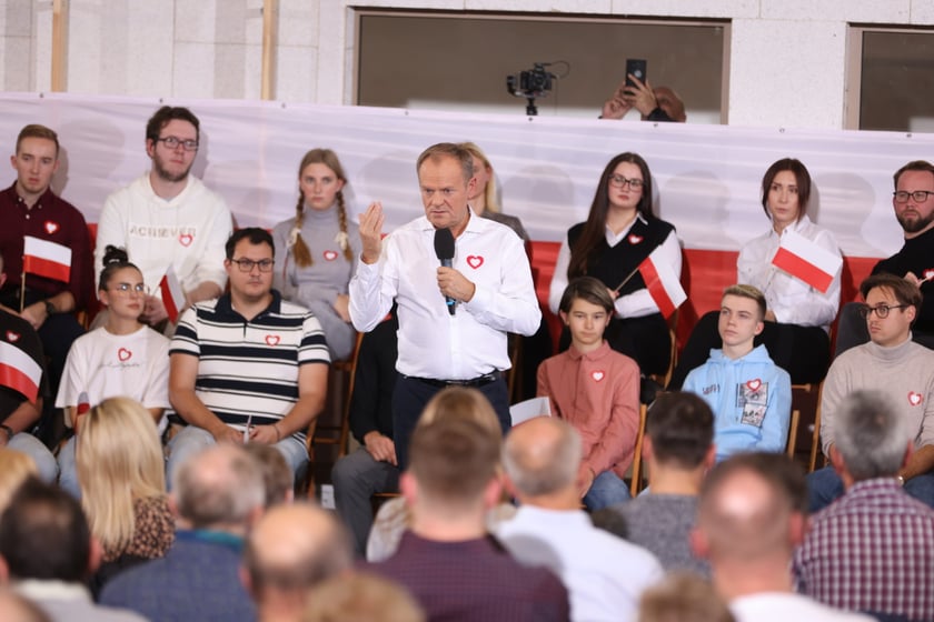 Spotkanie Donalda Tuska z wrocławianami w ZSP przy ul. Asfaltowej