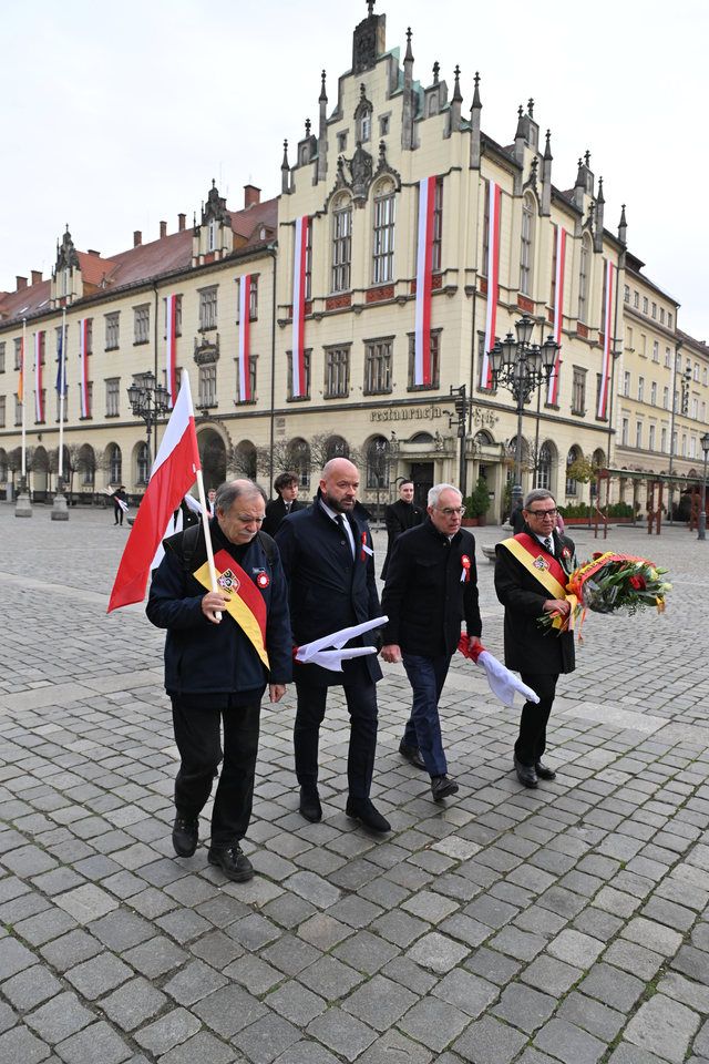 Uczestnicy parady 11 listopada 2023 r.