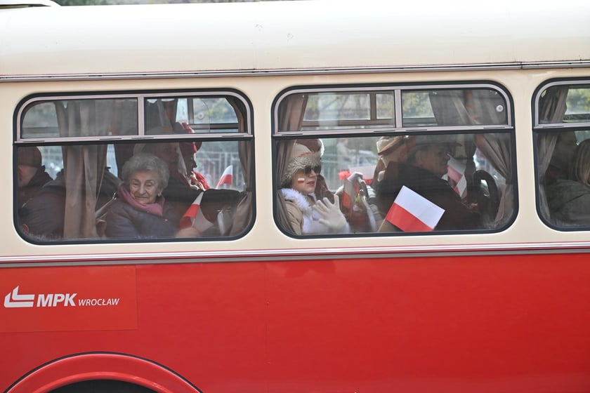 Uczestnicy parady 11 listopada 2023 r.