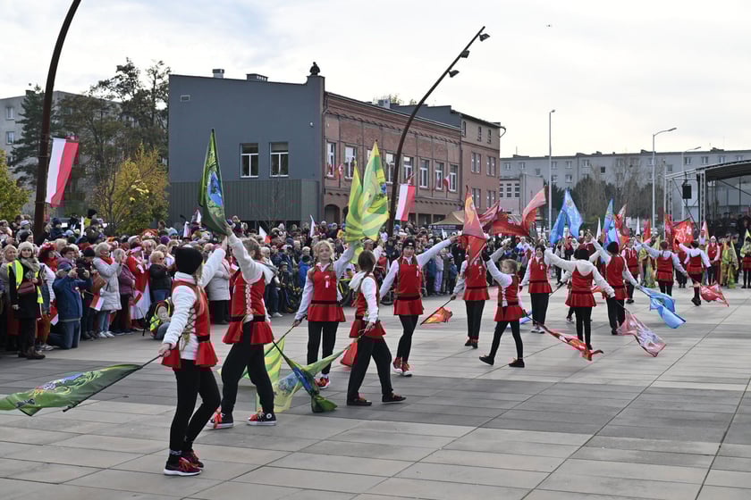 Uczestnicy parady 11 listopada 2023 r.