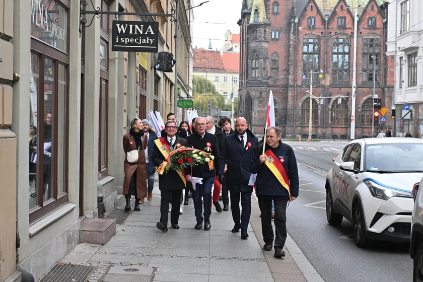 Uczestnicy parady 11 listopada 2023 r.
