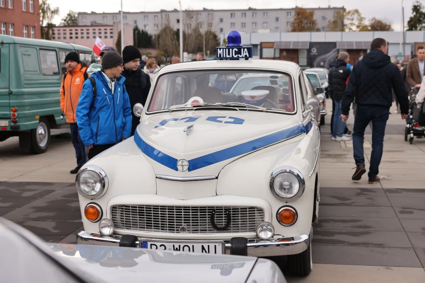 Zlot motoryzacyjnych klasyków pod Zajezdnią, 12 listopada 2023
