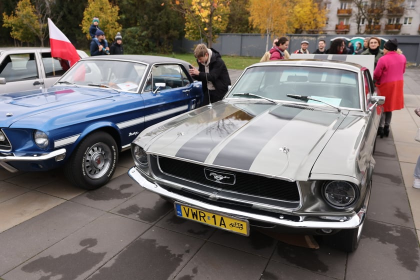 Zlot motoryzacyjnych klasyków pod Zajezdnią, 12 listopada 2023