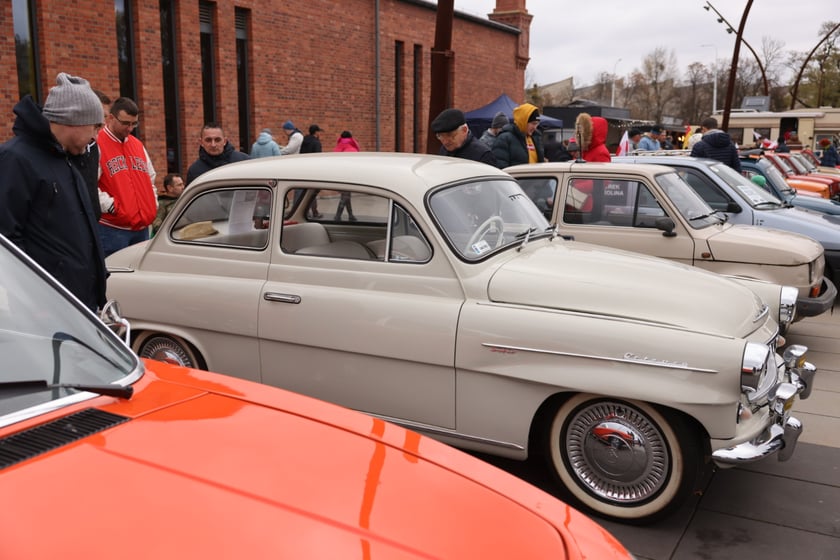 Zlot motoryzacyjnych klasyków pod Zajezdnią, 12 listopada 2023