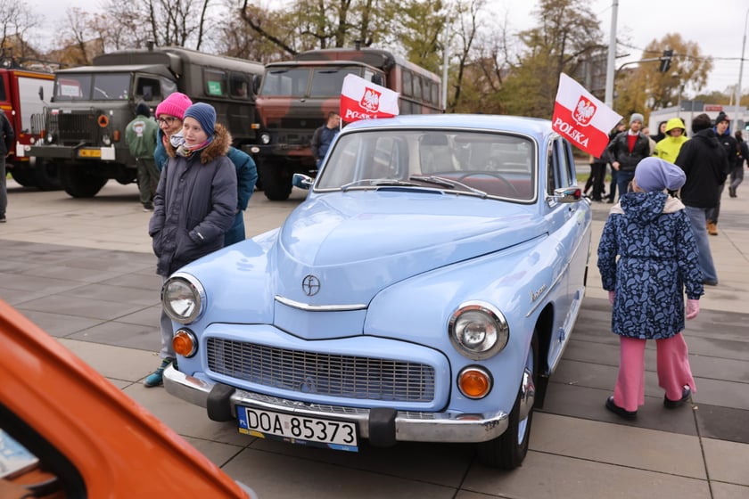 Zlot motoryzacyjnych klasyków pod Zajezdnią, 12 listopada 2023