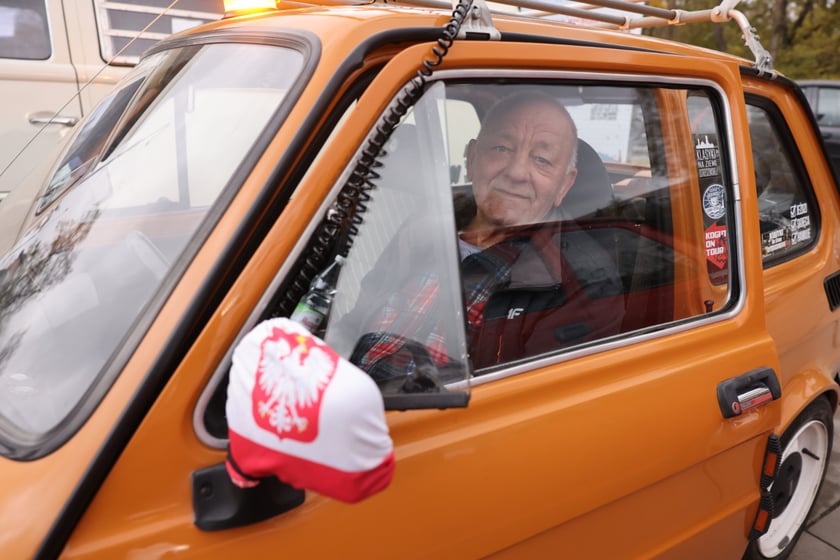 Zlot motoryzacyjnych klasyków pod Zajezdnią, 12 listopada 2023
