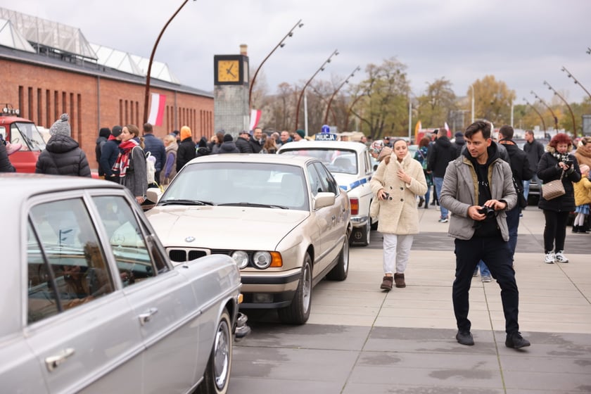 Zlot motoryzacyjnych klasyków pod Zajezdnią, 12 listopada 2023