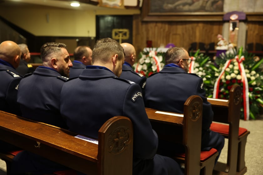 Pogrzeb Ireneusza Michalaka, policjanta, który został zastrzelony w trakcie służby