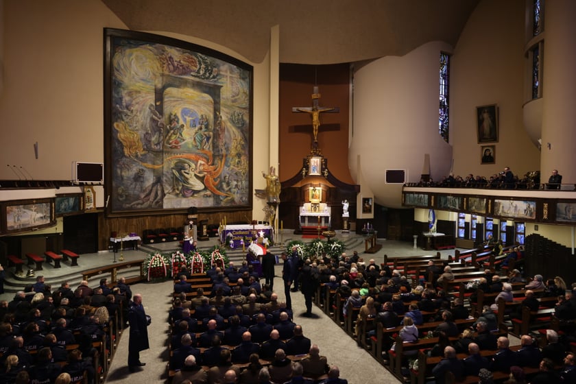 Pogrzeb Ireneusza Michalaka, policjanta, który został zastrzelony w trakcie służby