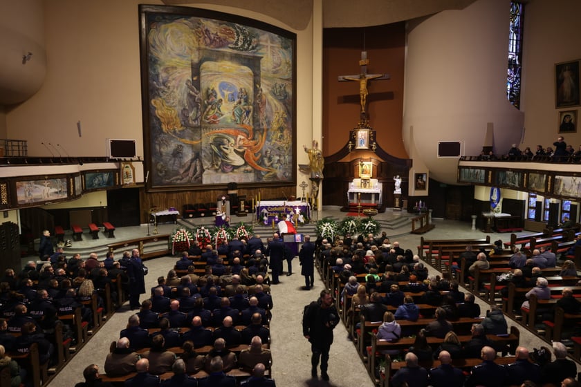 Pogrzeb Ireneusza Michalaka, policjanta, który został zastrzelony w trakcie służby