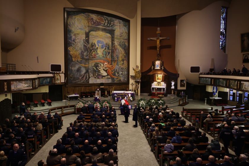 Pogrzeb Ireneusza Michalaka, policjanta, który został zastrzelony w trakcie służby