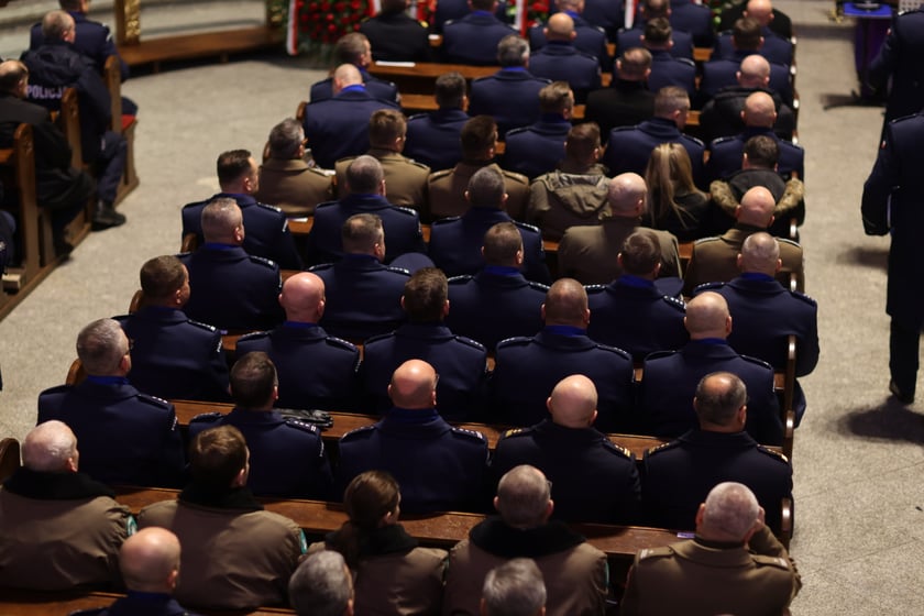 Pogrzeb Ireneusza Michalaka, policjanta, który został zastrzelony w trakcie służby