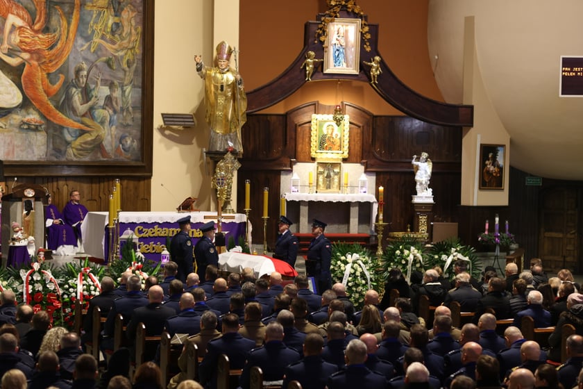 Pogrzeb Ireneusza Michalaka, policjanta, który został zastrzelony w trakcie służby
