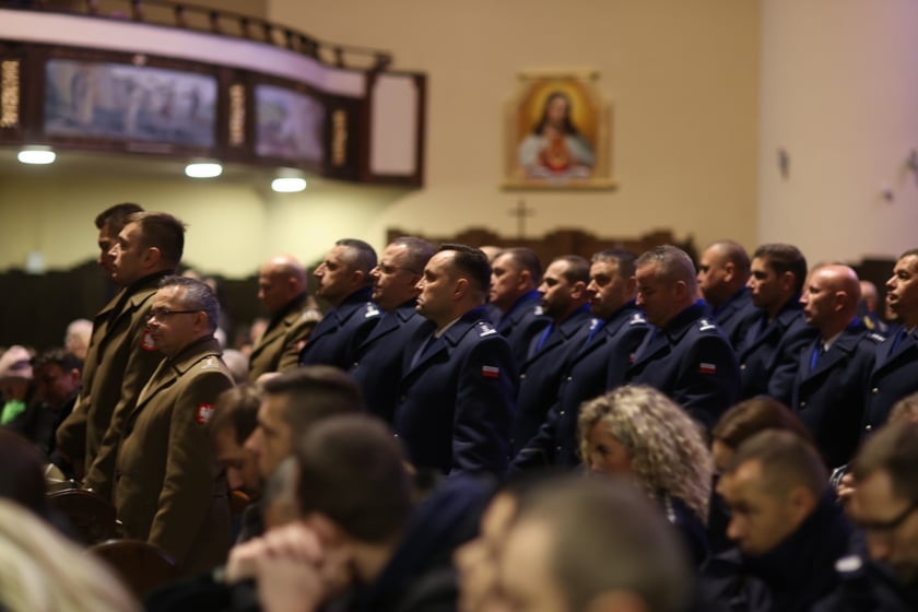 Pogrzeb Ireneusza Michalaka, policjanta, który został zastrzelony w trakcie służby
