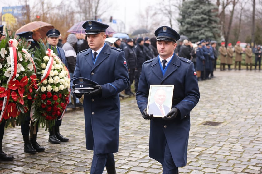 Pogrzeb Ireneusza Michalaka, policjanta, który został zastrzelony w trakcie służby