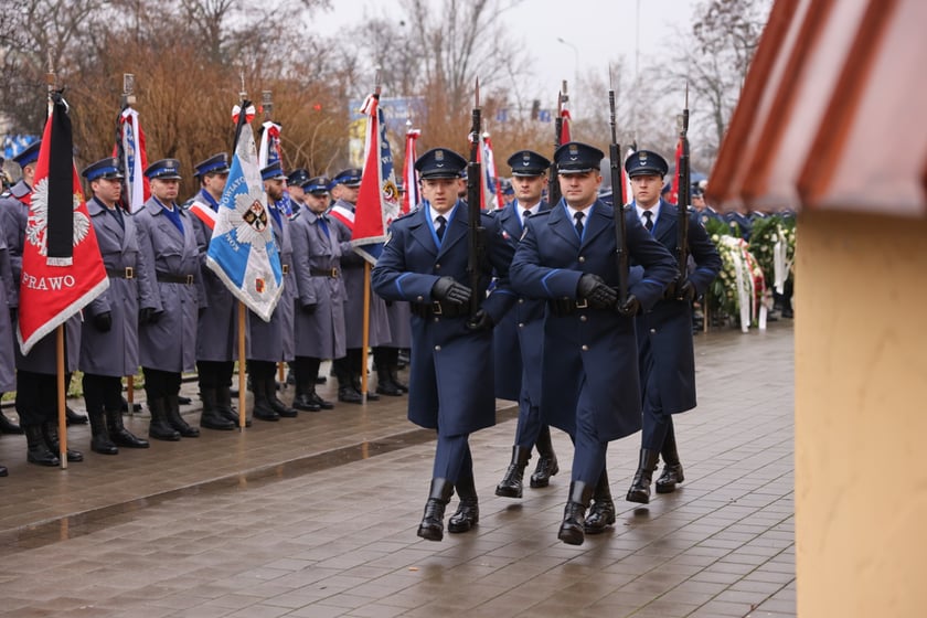 Pogrzeb Ireneusza Michalaka, policjanta, który został zastrzelony w trakcie służby