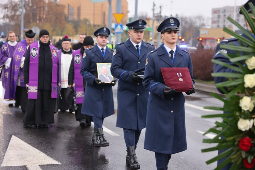 Pogrzeb Ireneusza Michalaka, policjanta, który został zastrzelony w trakcie służby