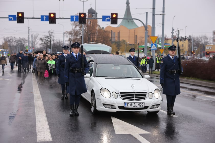 Pogrzeb Ireneusza Michalaka, policjanta, który został zastrzelony w trakcie służby