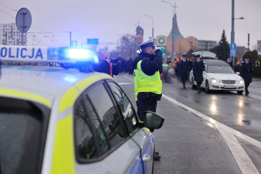 Pogrzeb Ireneusza Michalaka, policjanta, który został zastrzelony w trakcie służby