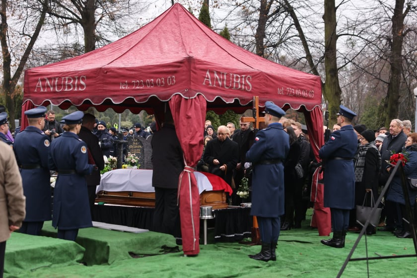 Pogrzeb Ireneusza Michalaka, policjanta, który został zastrzelony w trakcie służby
