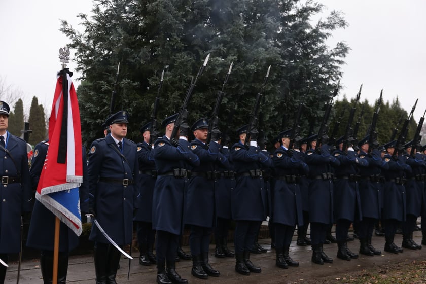 Pogrzeb Ireneusza Michalaka, policjanta, który został zastrzelony w trakcie służby